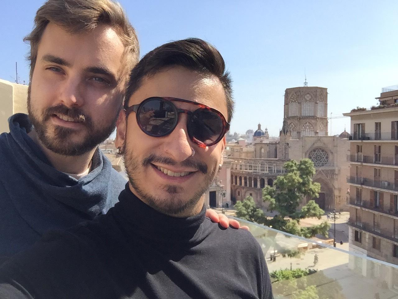 Es VIH+ y el Covid se la pela