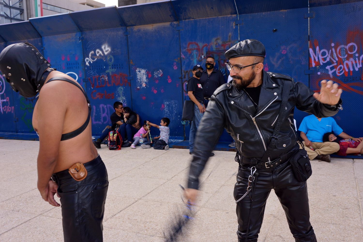 Latigazos en la plaza